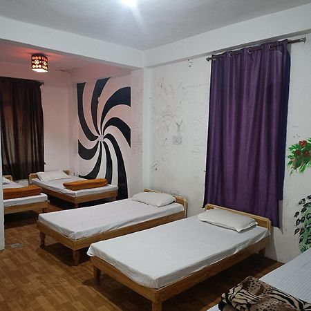 Nomadic Den Manali Hostel Exterior photo