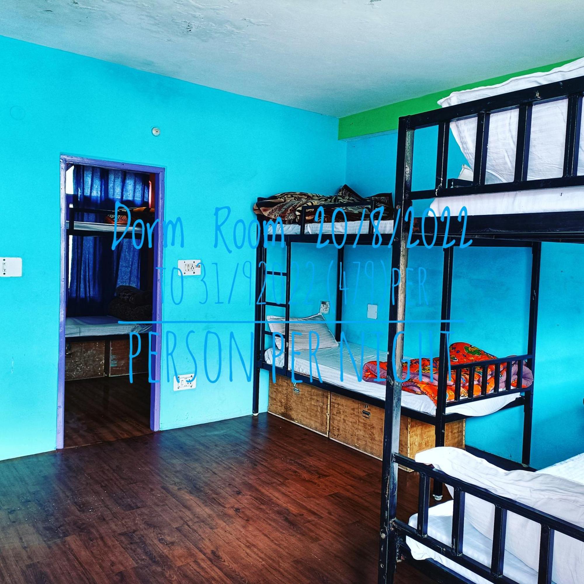 Nomadic Den Manali Hostel Exterior photo